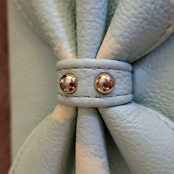 Vtg BETSEY JOHNSON Icy Blue Bow Crossbody Wallet Envelope Micro Purse - Picture 11 of 12